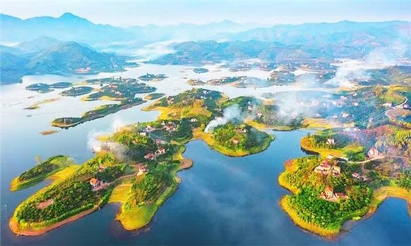 Tản mạn về Cấm Sơn