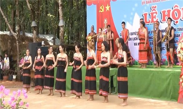 Đánh thức nguồn lực nội sinh từ văn hóa, tạo động lực phát triển bền vững vùng dân tộc thiểu số