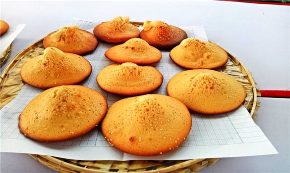 Bánh Namparang - Dư vị văn hóa trong căn bếp của người Chăm