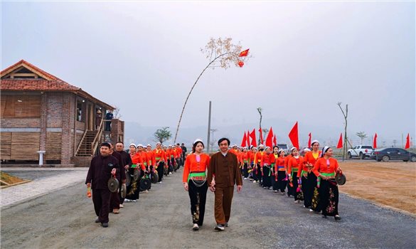 Experiencing Muong culture in the heart of the heritage region