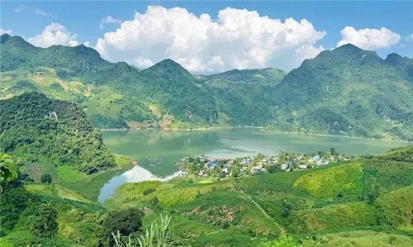 Tủa Thàng - 