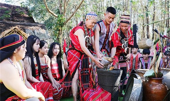 Gia tăng sức mạnh mềm quốc gia