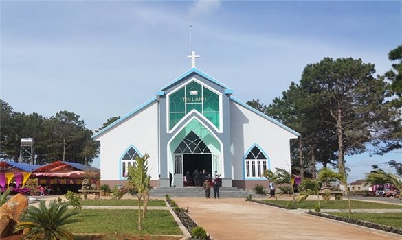 Quản lý nhà nước đối với hoạt động của đạo Tin Lành ở tỉnh Gia Lai - Thực trạng, vấn đề đặt ra và giải pháp