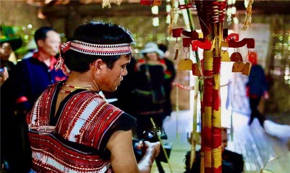 Lễ Tơ Mon - Sợi dây thiêng liêng gắn kết tình thân của người Ba na