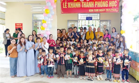 Hiện thực hóa tinh thần từ bi và phụng sự xã hội