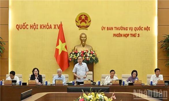 Khai mạc Phiên họp thứ 3 của Ủy ban Thường vụ Quốc hội