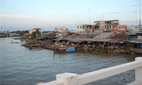 Promoting the value of religious and belief relics in the architectural landscape of the Long Ho riverbank in Vinh Long province