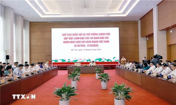 Thủ tướng Chính phủ và Chủ tịch Quốc hội gặp mặt lãnh đạo các cơ quan báo chí