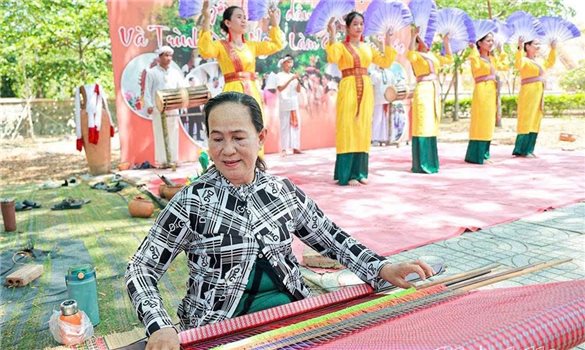 Sẵn sàng cho ngày hội lớn của đồng bào Chăm