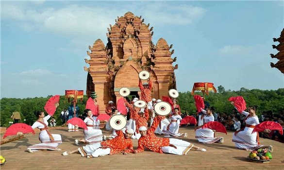 Ngày hội Văn hóa dân tộc Chăm lần thứ VI tại Khánh Hòa