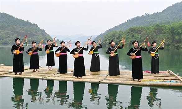 Tình yêu thiên nhiên của người Tày trong các khúc hát Then cổ