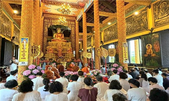 Lễ nhập hạ tại chùa Khmer tại Làng Văn hóa- Du lịch các dân tộc Việt Nam