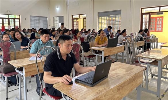 Cao Bằng tiếp tục đẩy mạnh phong trào “Bình dân học vụ số”