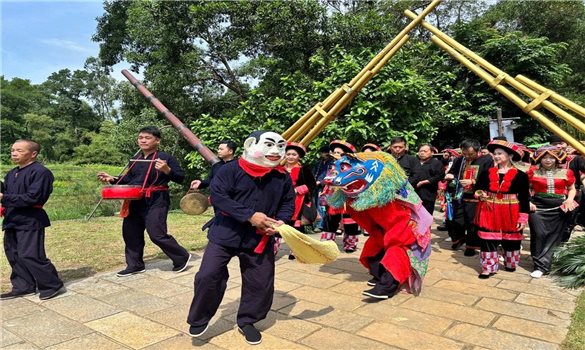 Từ lời khấn mùa màng đến điệu Kỳ Lân của người Nùng