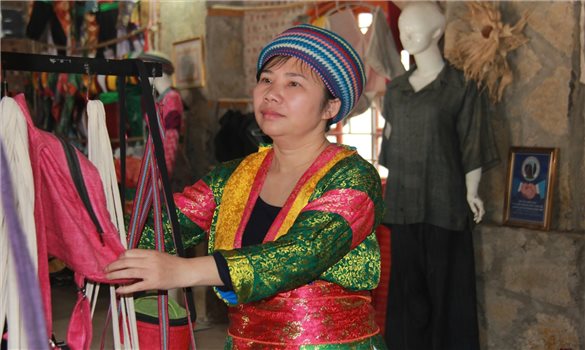 Nơi dệt lại cuộc đời cho những người phụ nữ bất hạnh