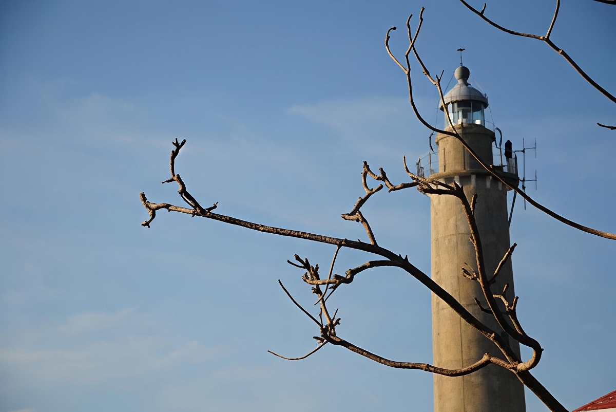 Ngọn hải đăng tại đảo Song Tử Tây