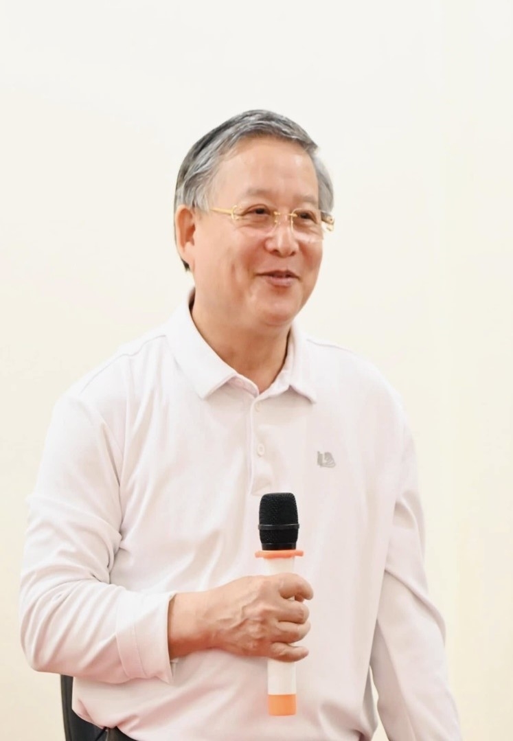 Photo 3: Dr. Bui Huu Duoc, former Director of the Buddhist Affairs Department, Government’s Religious Affairs Committee