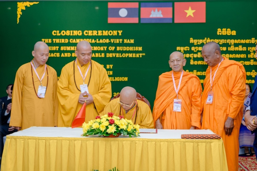 Đoàn Giáo hội Phật giáo Việt Nam ký vào Tuyên bố chung tại Hội nghị