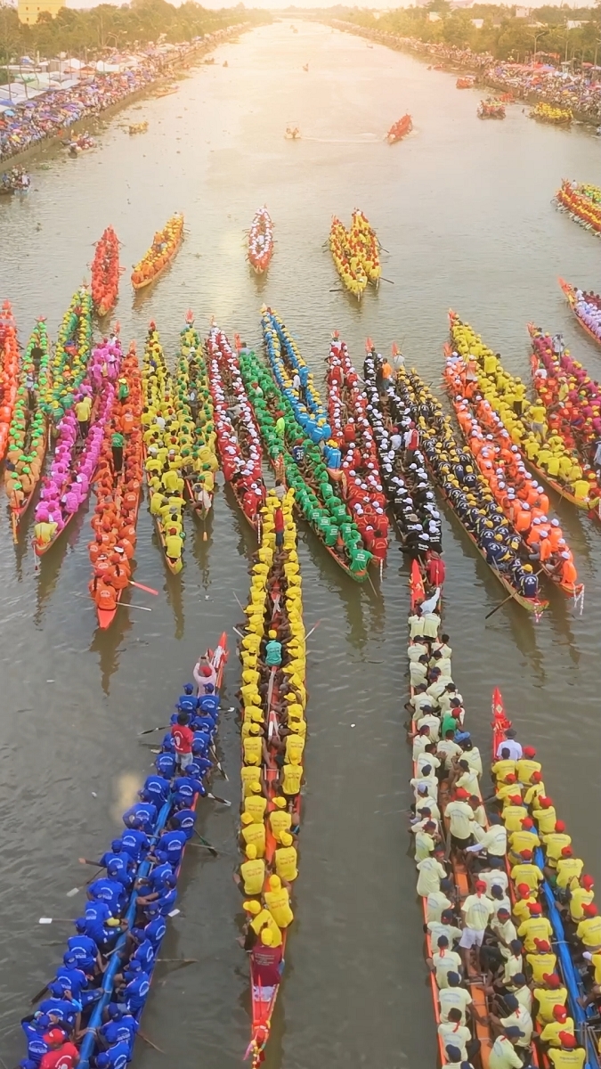 Lễ hội đua Ghe Gho của đồng bào Khmer