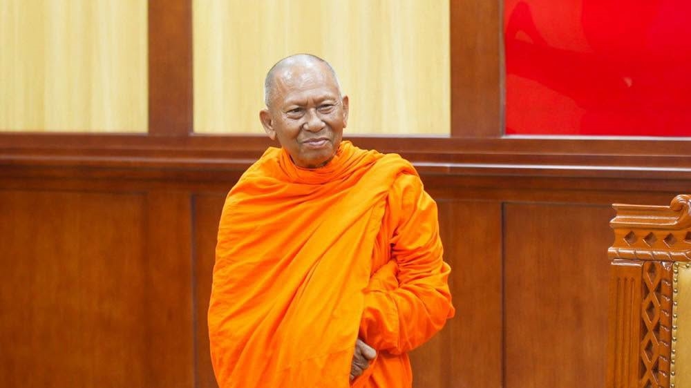 Hòa thượng Thạch Sok Xane, Phó Chủ tịch Hội đồng Trị sự Giáo hội Phật giáo Việt Nam, Trưởng Ban Trị sự Giáo hội Phật giáo Việt Nam tỉnh Vĩnh Long là chức sắc uy tín tích cực tuyên truyền, phổ biến pháp luật, hướng dẫn phật tử chấp hành pháp luật