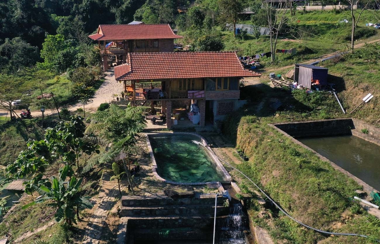 Hiện ở điểm du lich A Nôr có 11 hộ gia đình kinh doanh dịch vụ Homestay, farmstay phục vụ khách du lịch