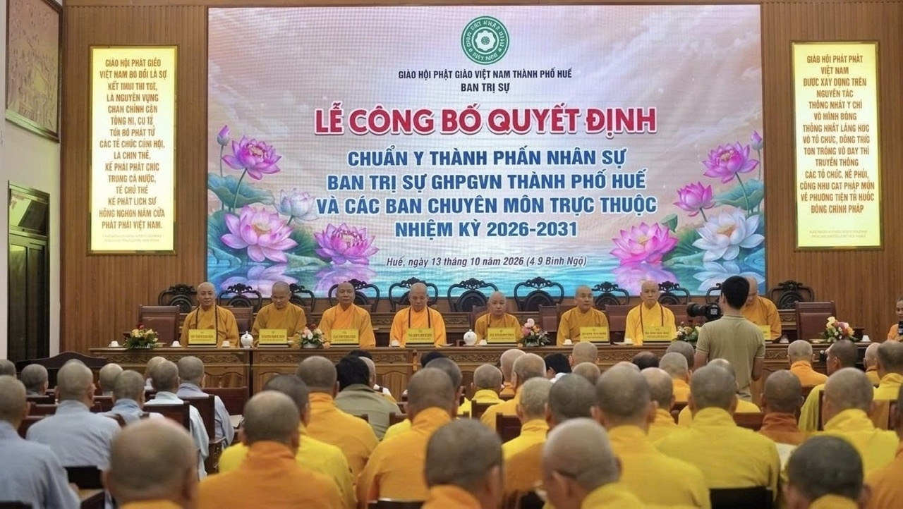 Lễ công bố và trao Quyết định chuẩn y nhân sự Ban Trị sự và các ban chuyên môn trực thuộc nhiệm kỳ 2026-2031