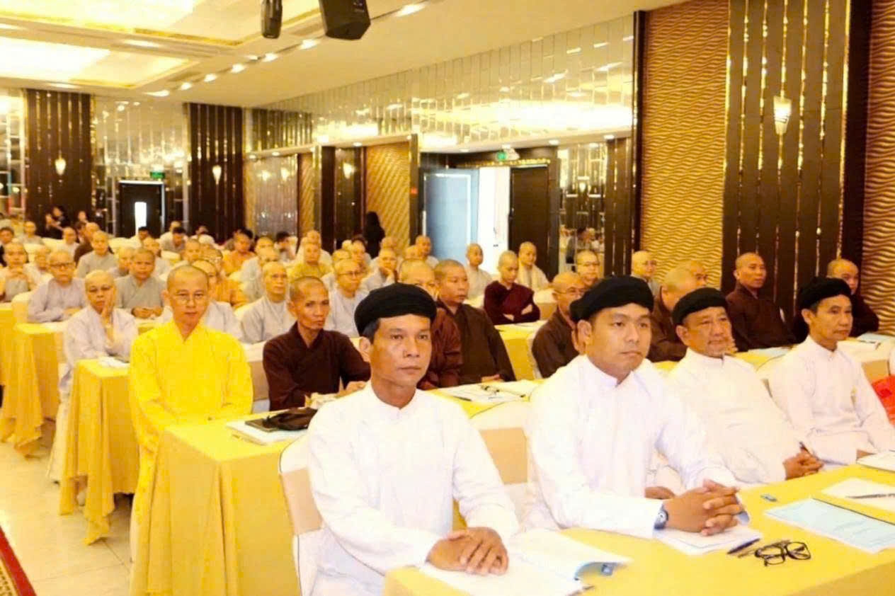 Chức sắc, chức việc, nhà tu hành các tôn giáo thành phố Đồng Nai tham dự Lớp bồi dưỡng