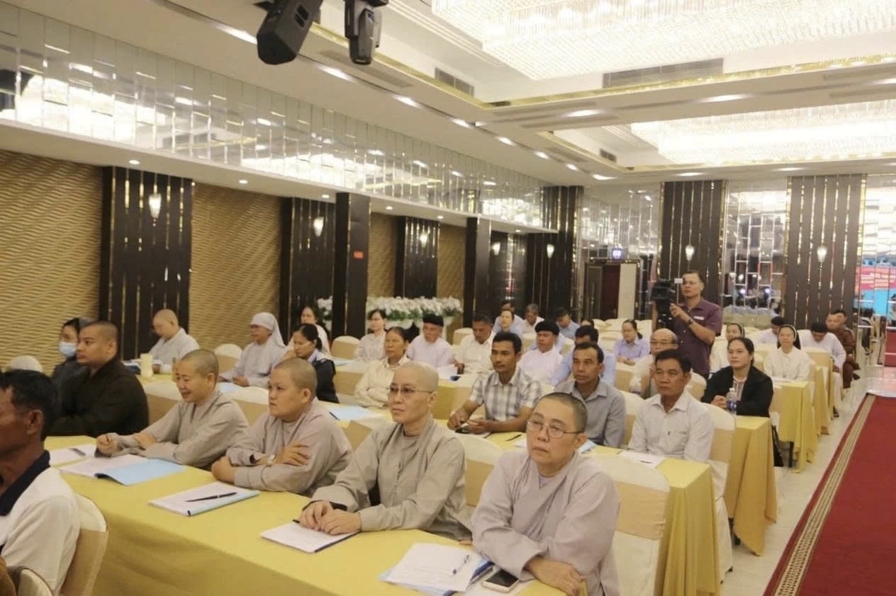 Chức sắc, chức việc, nhà tu hành các tôn giáo thành phố Đồng Nai tham dự Lớp bồi dưỡng