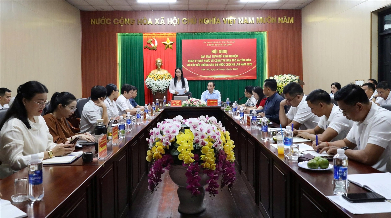 Hội nghị do bà Nay H Nan, Phó Giám đốc Sở Dân tộc và Tôn giáo tỉnh Đắk Lắk và Tiến sĩ Lê Phú Thắng, Hiệu trưởng Trường Dự bị Đại học Dân tộc Trung ương Nha Trang đồng chủ trì