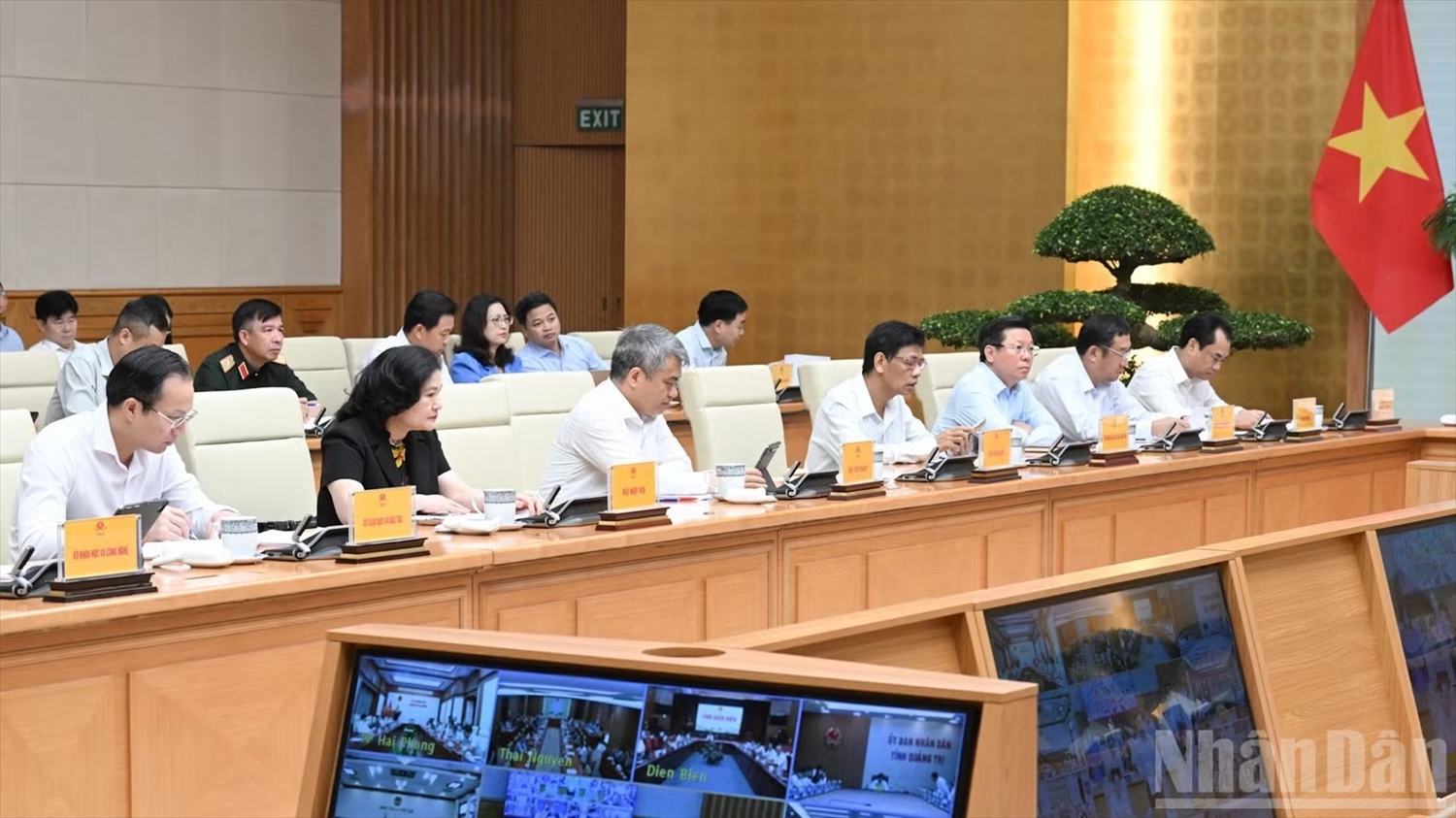 Các đại biểu tham dự hội nghị. (Ảnh: TRẦN HẢI)