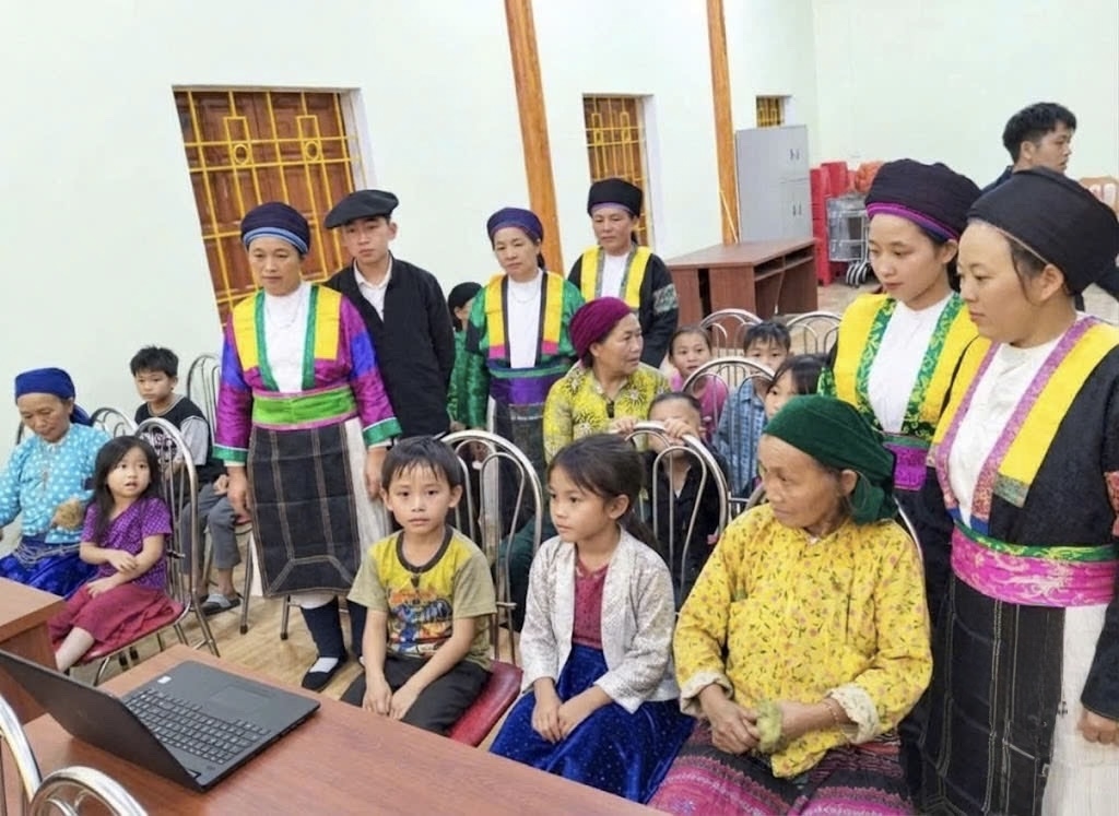 Xã Đồng Văn, tỉnh Tuyên Quang đẩy mạnh ứng dụng công nghệ thông tin, đổi mới phương thức tuyên truyền tại cơ sở