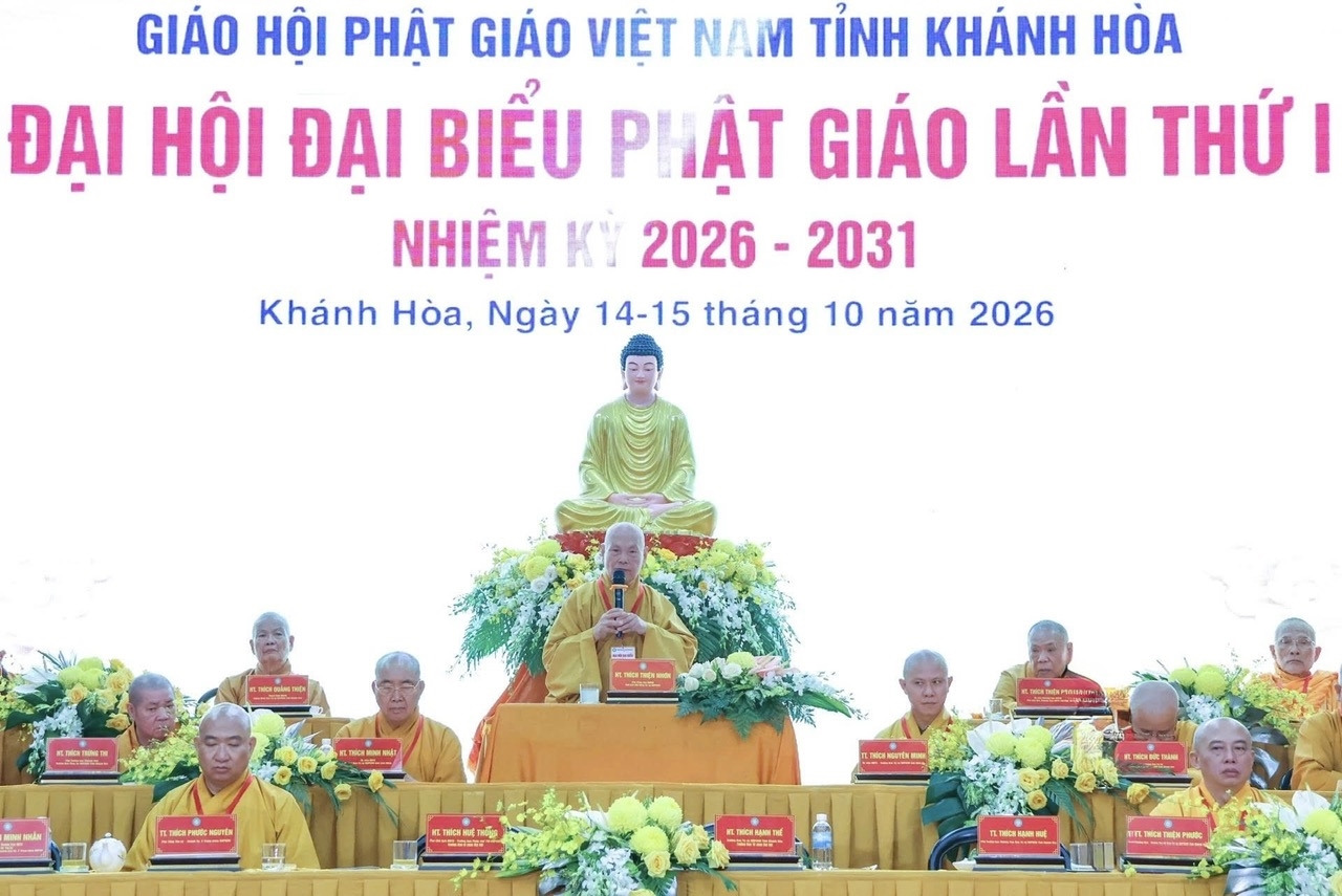 Hòa thượng Thích Thiện Nhơn phát biểu tại Đại hội