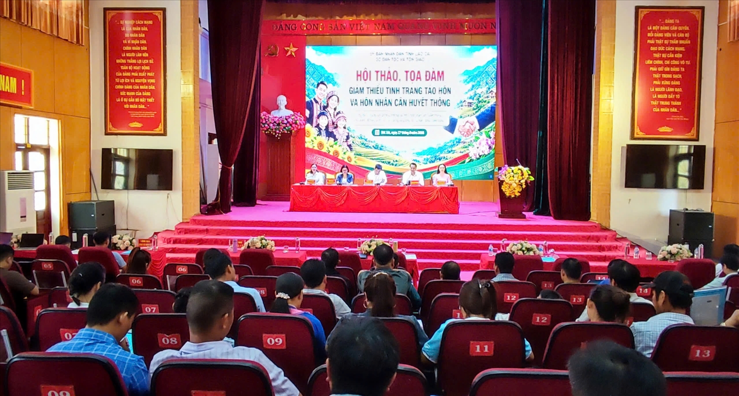 Một cuộc hội thảo, tọa đàm về giảm thiểu tảo hôn, hôn nhân cận huyết thống do Sở Dân tộc và Tôn giáo tỉnh Lào Cai tổ chức tại xã Bảo Yên