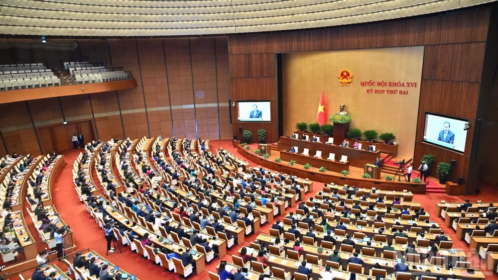 Quang cảnh phiên họp toàn thể ở hội trường tại Kỳ họp thứ 2, Quốc hội khóa XVI. (Ảnh: DUY LINH)