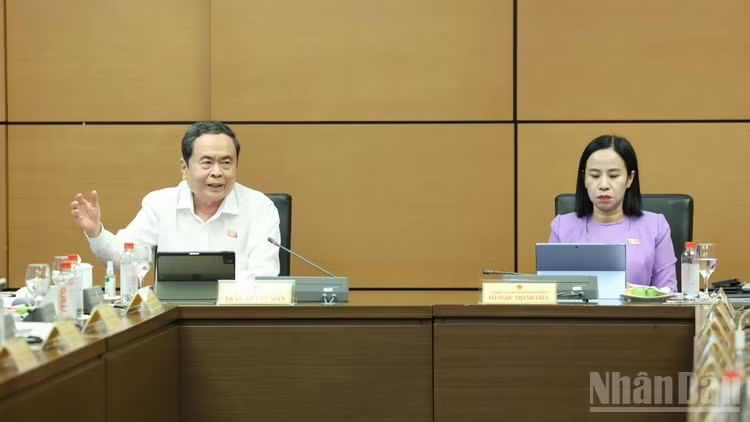 Chủ tịch Quốc hội Trần Thanh Mẫn phát biểu tại Tổ. (Ảnh: DUY LINH)