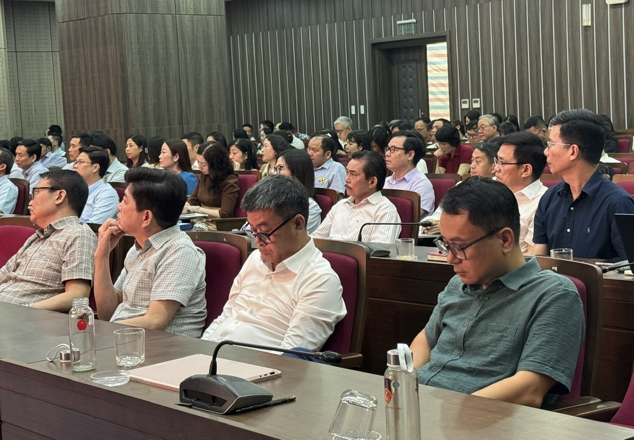Các đại biểu tham dự Hội nghị