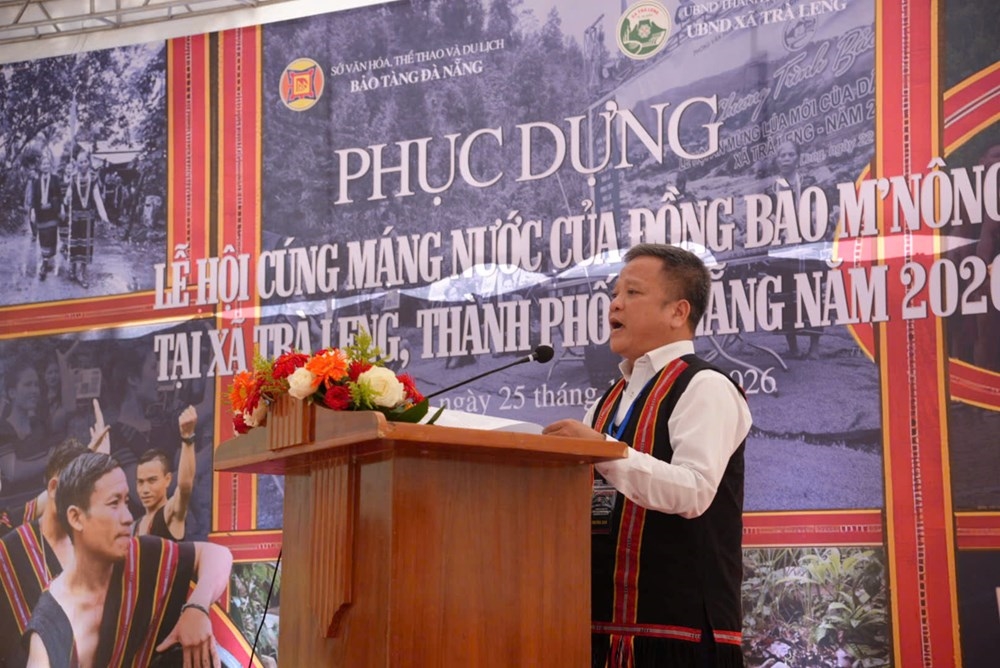 Ông Huỳnh Đình Quốc Thiện Giám đốc Bảo tàng thành phố Đà Nẵng phát biểu tại lễ khai mạc