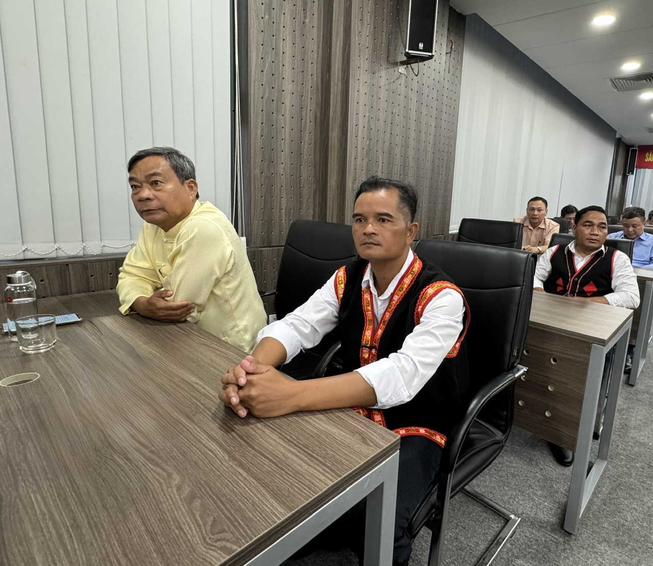 Thứ trưởng Y Thông tiếp Đoàn đại biểu Người có uy tín tiêu biểu trong đồng bào dân tộc thiểu số tỉnh Khánh Hòa 3