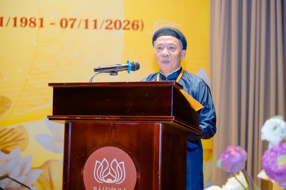PGS. Lê Văn Canh phát biểu tham luận tại Hội thảo