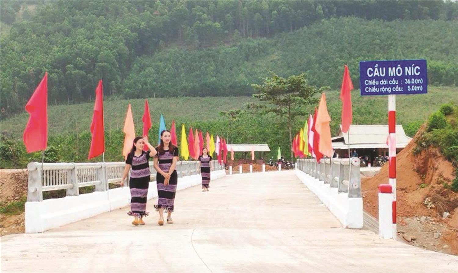 Vùng đồng bào DTTS và miền núi tỉnh Quảng Ngãi ngày càng khởi sắc nhờ nguồn lực đầu tư từ Chương trình mục tiêu quốc gia, góp phần hoàn thiện cơ sở hạ tầng, cải thiện đời sống và thúc đẩy phát triển kinh tế - xã hội địa phương