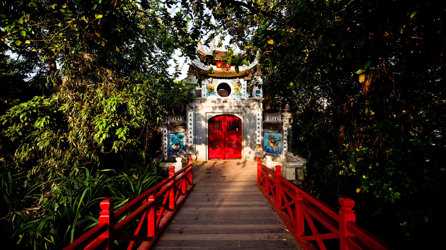 Đến Ngọc Sơn, thành phố Hà Nội