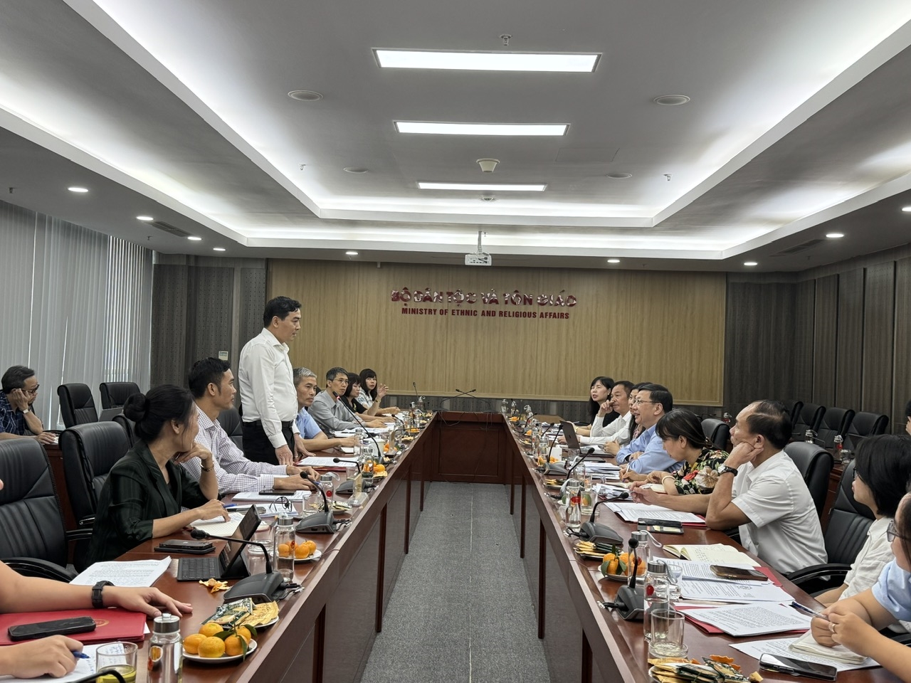 Toàn cảnh buổi làm việc của Bộ Dân tộc và Tôn giáo với Đoàn công tác của Hội đồng phối hợp phổ biến giáo dục pháp luật Trung ương