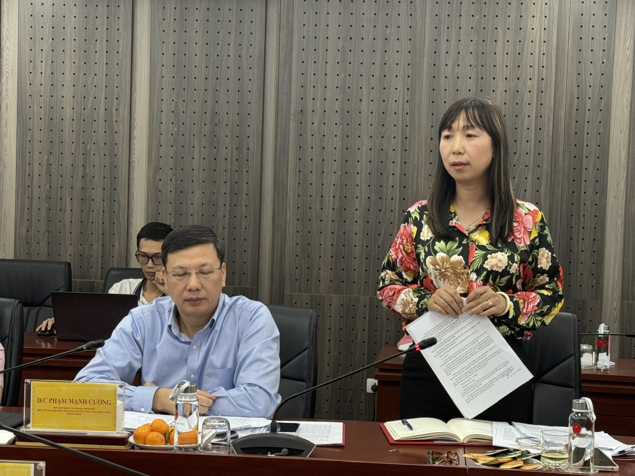 Bộ Dân tộc và Tôn giáo làm việc với Đoàn công tác của Hội đồng phối hợp phổ biến giáo dục pháp luật Trung ương 5
