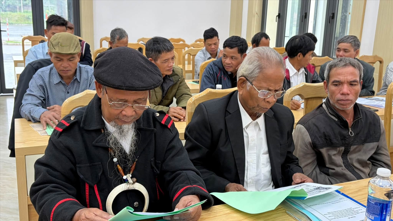 Các đại biểu Người có uy tín tham gia Hội nghị tập huấn