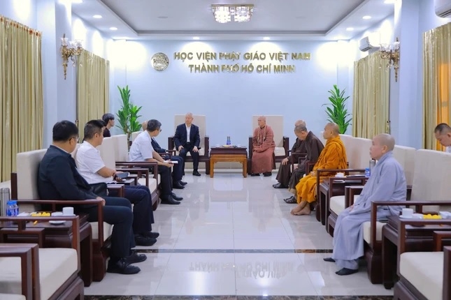 Giáo hội Phật giáo Việt Nam Thành phố Hồ Chí Minh tiếp Đoàn Hiệp hội Bảo vệ và Phát triển Văn hóa Tây Tạng (Trung Quốc) 6