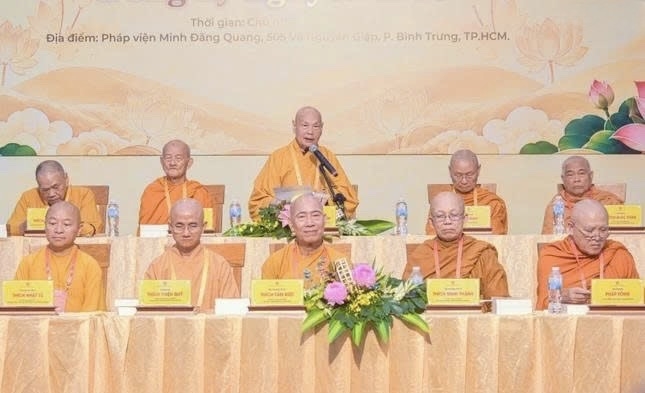 Hòa thượng Thích Thiện Nhơn phát biểu tại Hội thảo