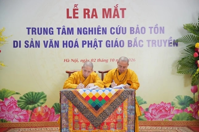 Trung tâm Nghiên cứu và Bảo tồn Di sản Văn hóa Phật giáo Bắc truyền ký kết hợp tác với Công ty Cổ phần Viễn thông Truyền thông và Giáo dục Trúc Lâm
