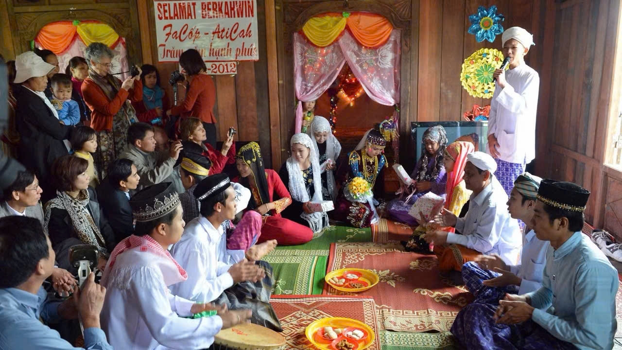 Không gian văn hóa Chăm Islam tỉnh An Giang được giới thiệu tại Làng Văn hóa - Du lịch các dân tộc Việt Nam