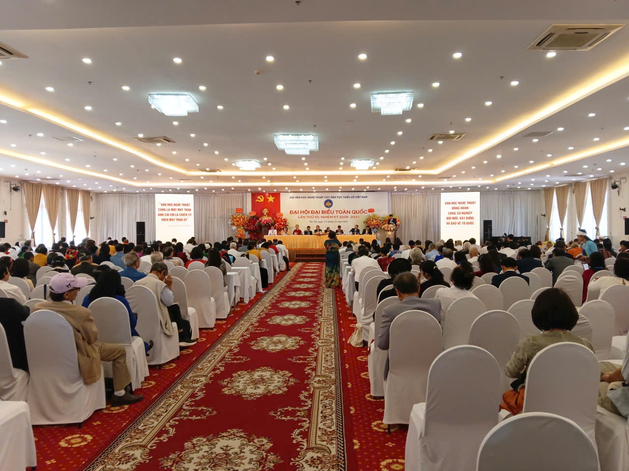 Toàn cảnh Đại hội
