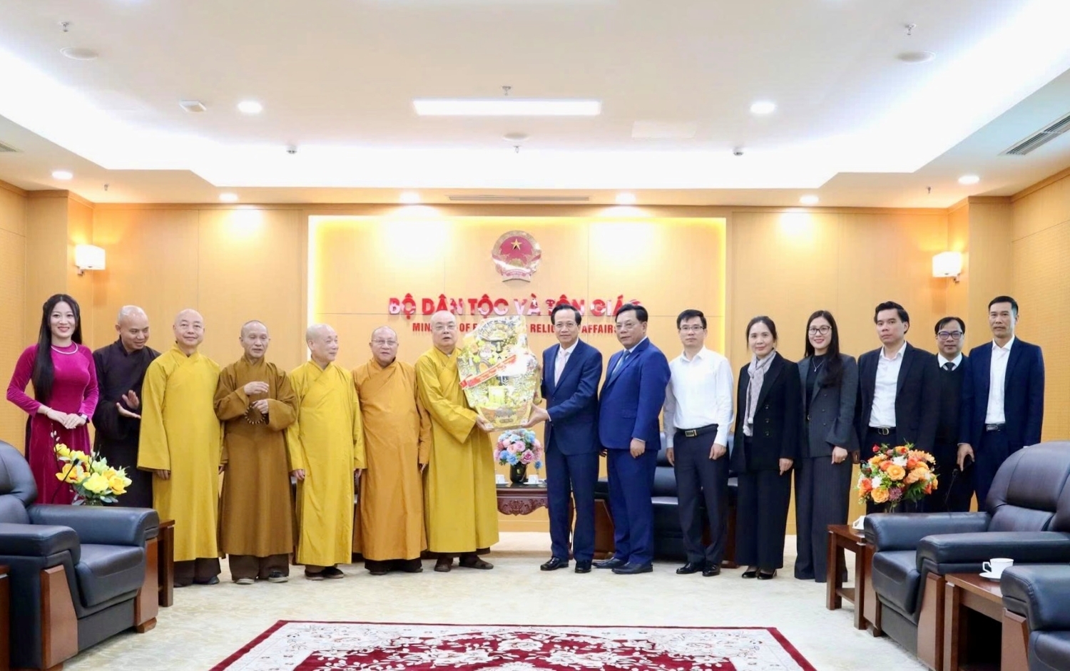 Đoàn Trung ương GHPGVN thăm, chúc Tết Bộ Dân tộc và Tôn giáo